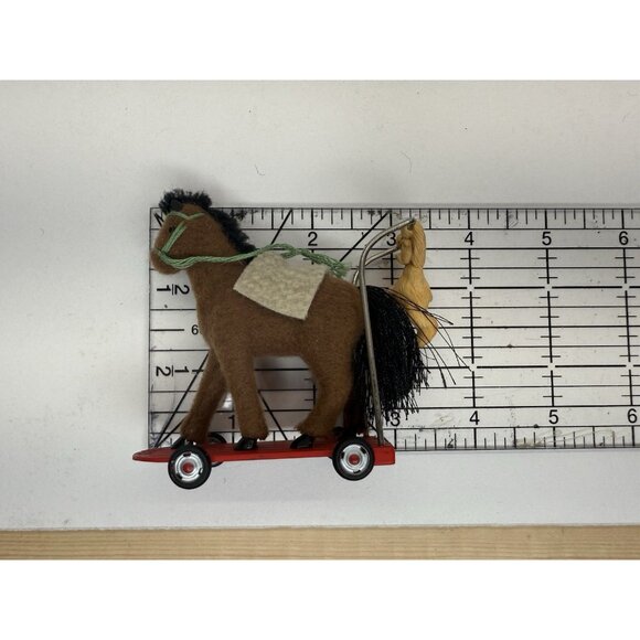 2 Hallmark Ornaments A Pony For Christmas #8 And #9 In Series 2005 2006 - Picture 11 of 11